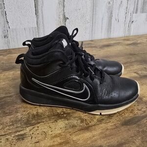 Nike Black High Top Sneakers Boys Size 2.5